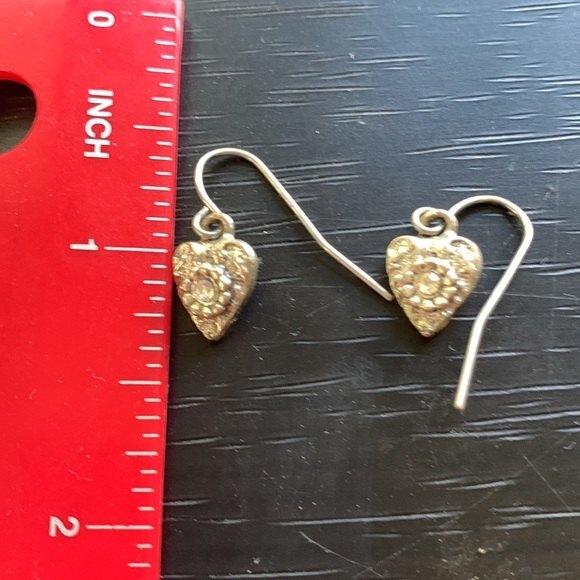 Silver heart earrings - Picture 3 of 3